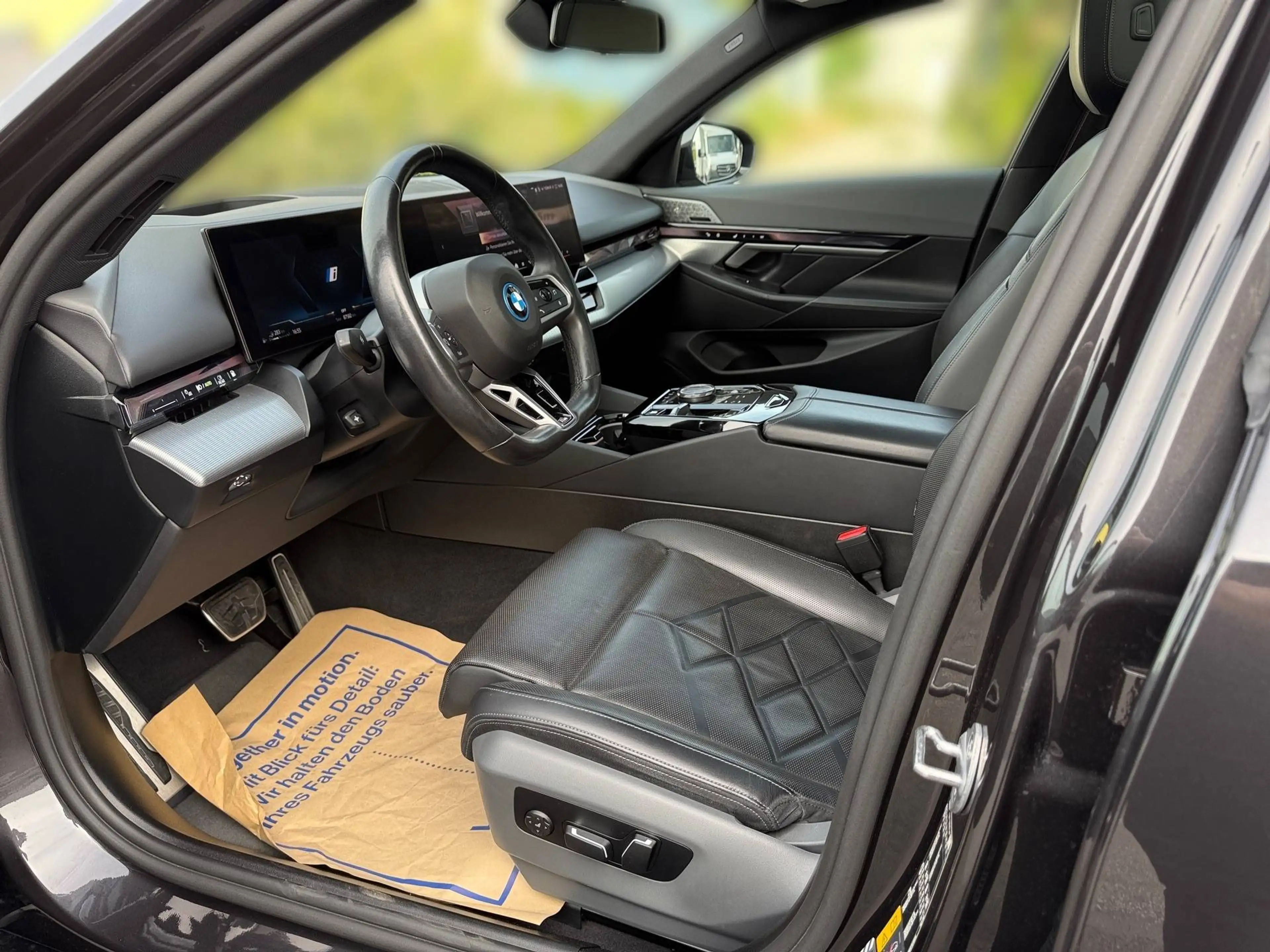 BMW 550 550 e xDrive M Sport | 20% Mwst | Panorama | VOLL | — photo 12