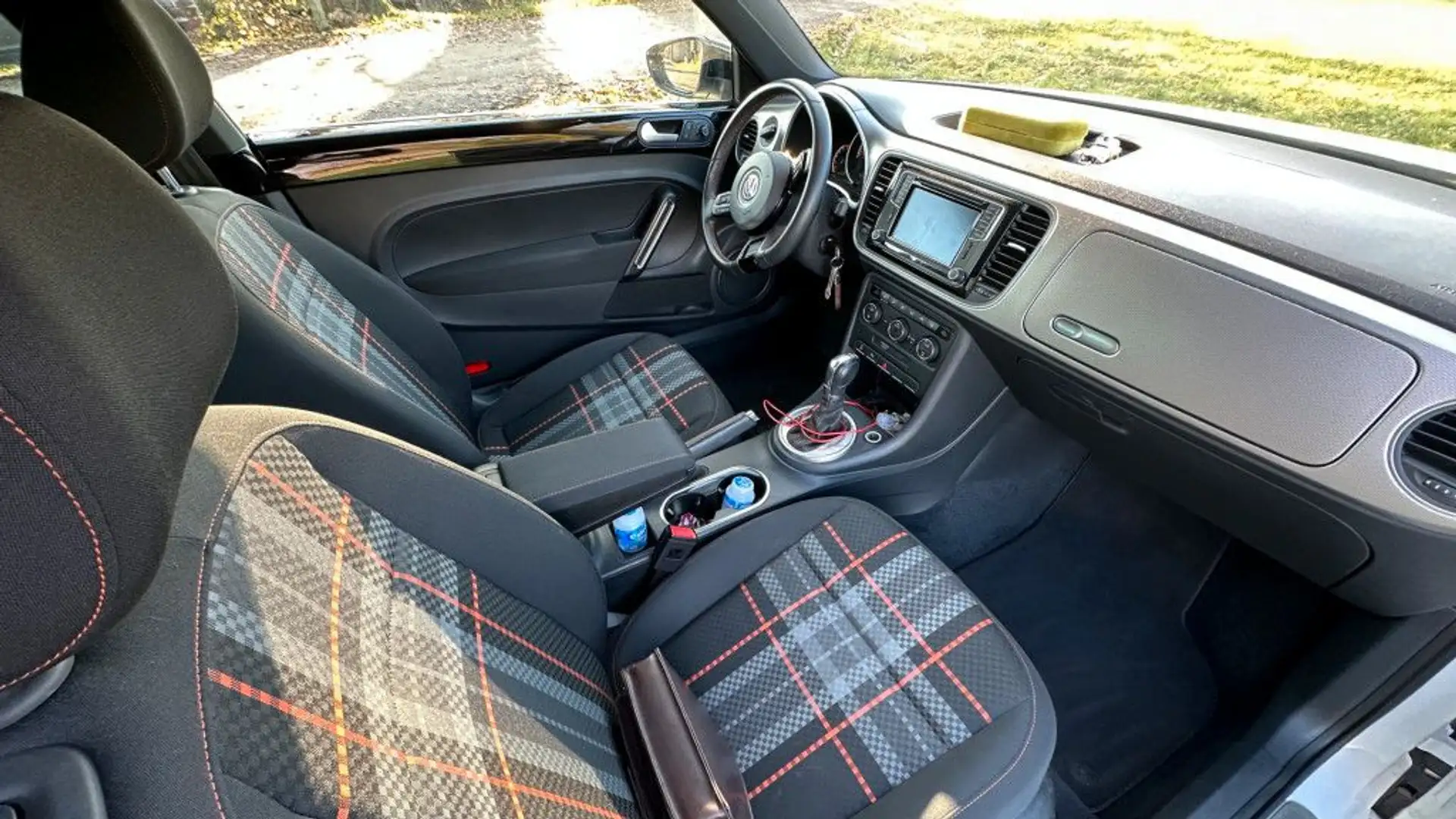 Volkswagen Beetle 1.2 TSI DSG Club+KT+Pano+Navi+BiX+Airplay Blanc - 2