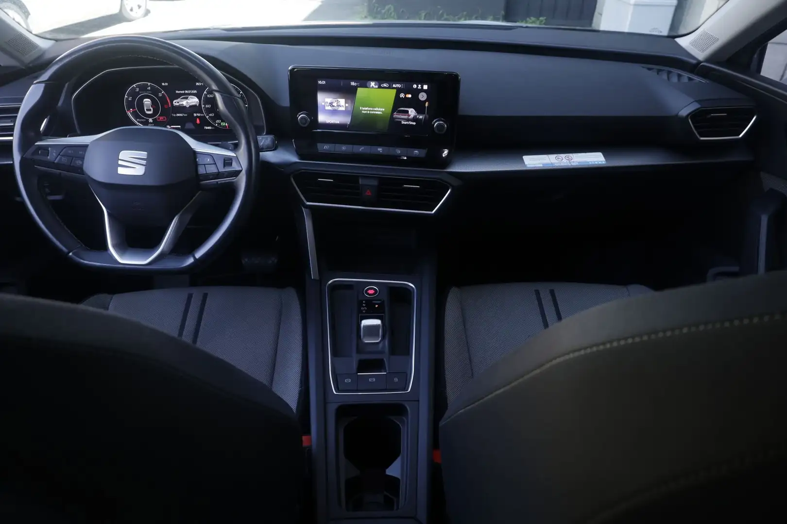 SEAT Leon Seat Leon Sportstourer 2.0 TDI 150 CV DSG FR Unic Argento - 2