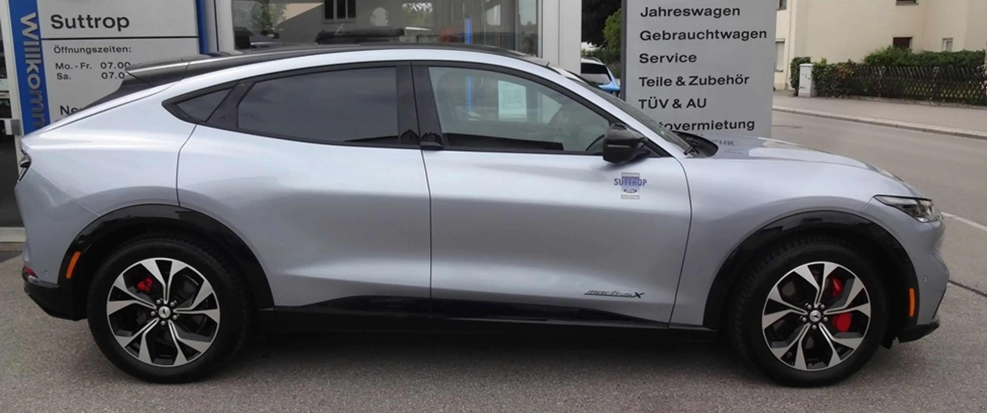 Ford Mustang Mach-E AWD Allrad Extended mit Technologiepaket 2 — photo 3