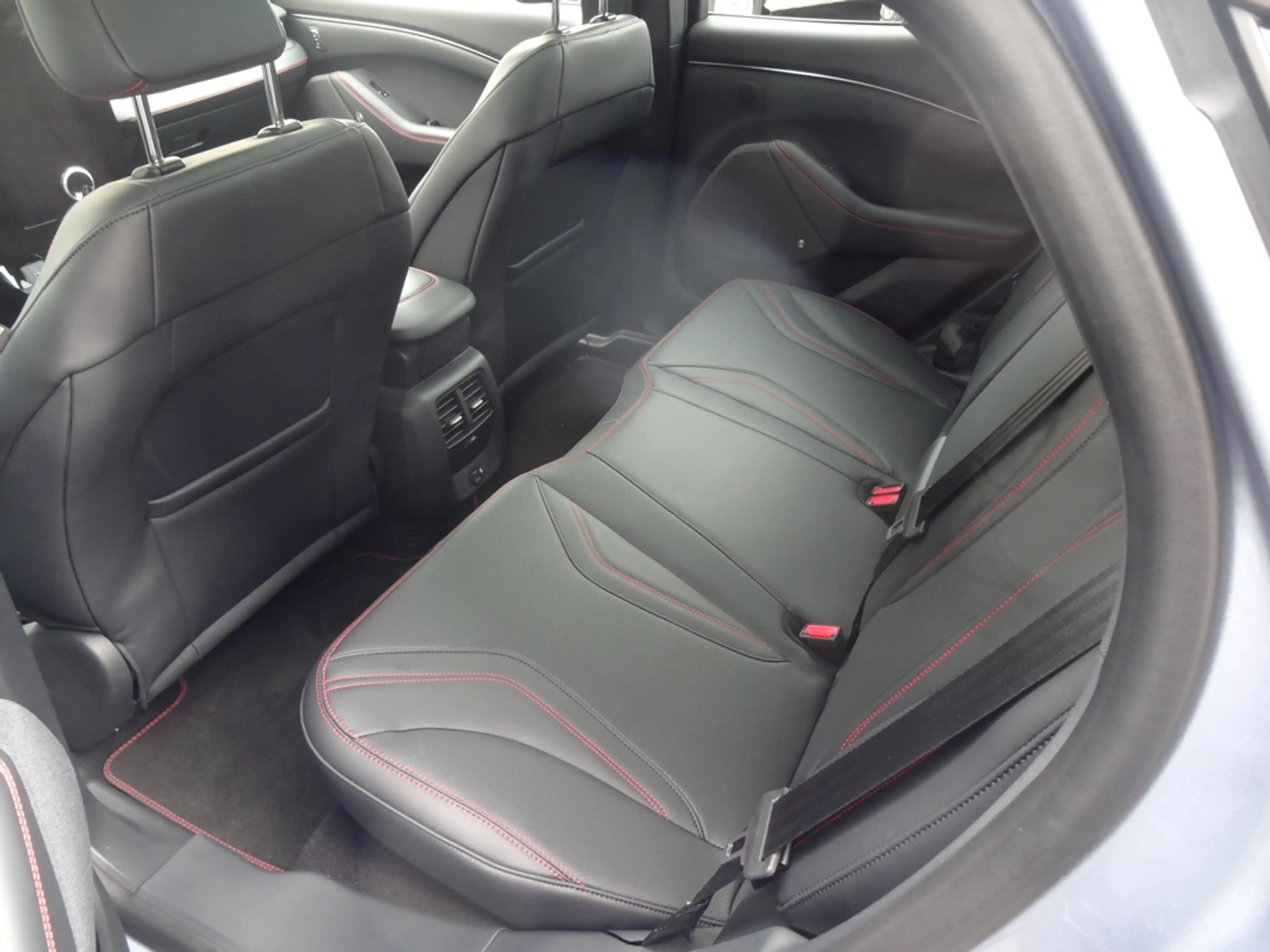 Ford Mustang Mach-E AWD Allrad Extended mit Technologiepaket 2 — photo 12