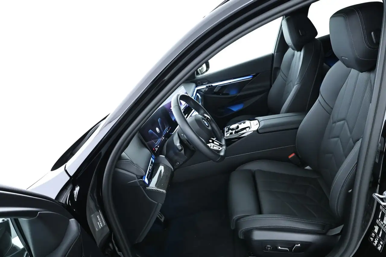 BMW 520 d Touring xDrive M Sport|Pano|Head-Up|Dr.Ass+ 8