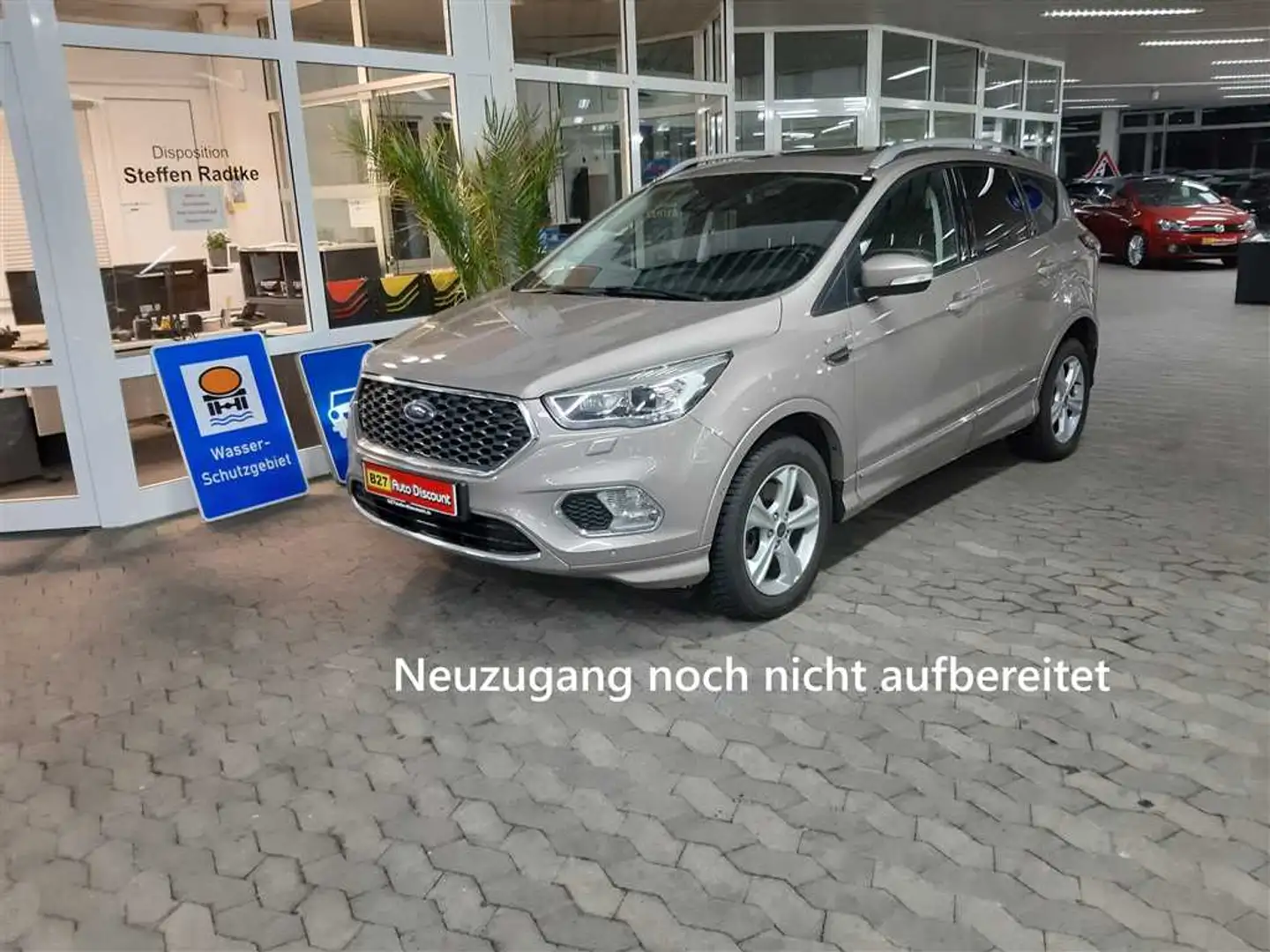 Ford Kuga 1.5 EcoBoost Vignale 4x4 Automatik PANO+NAVI+XENON Gris - 1