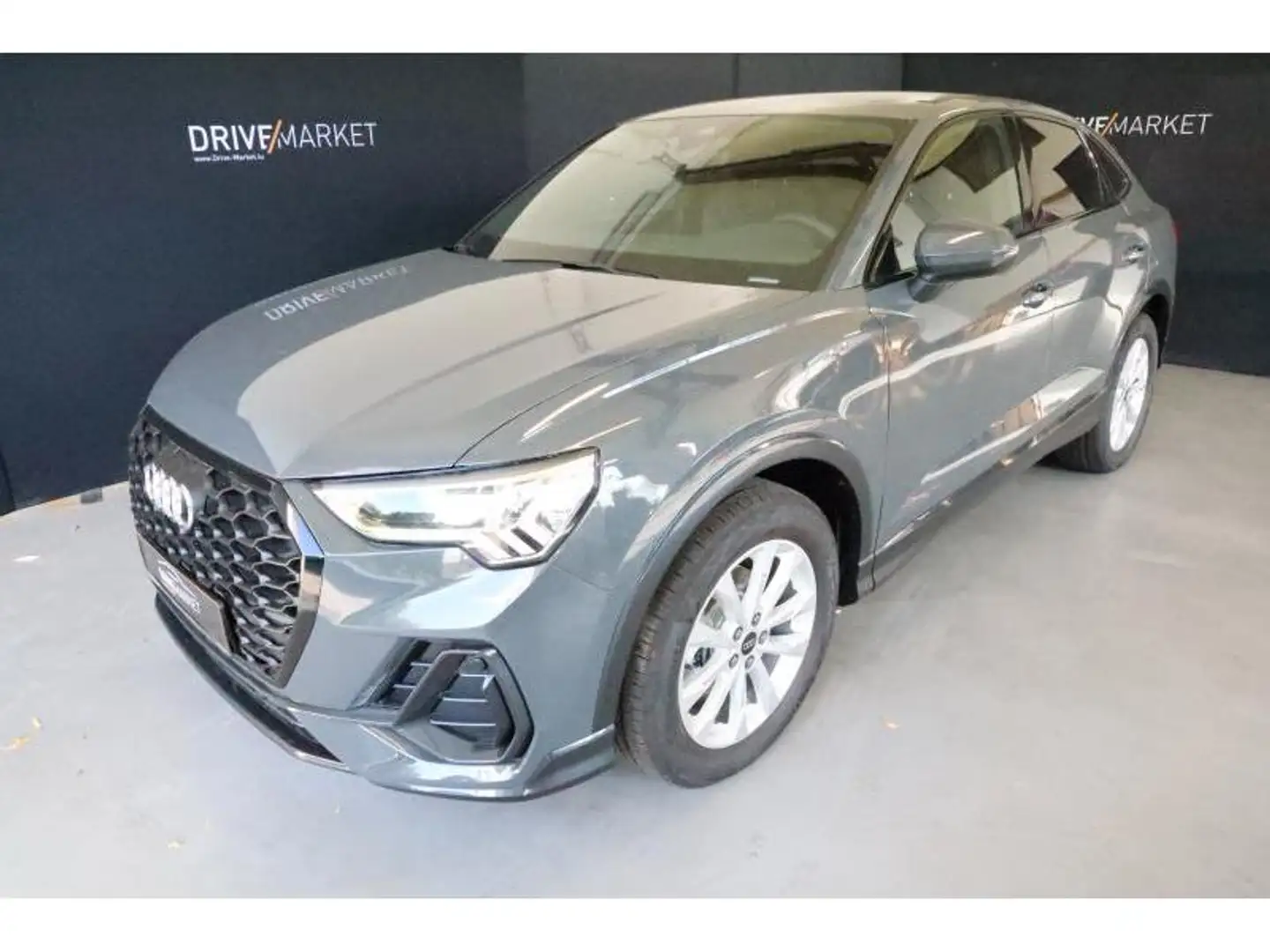 Audi Q3 Sportback Gris - 1
