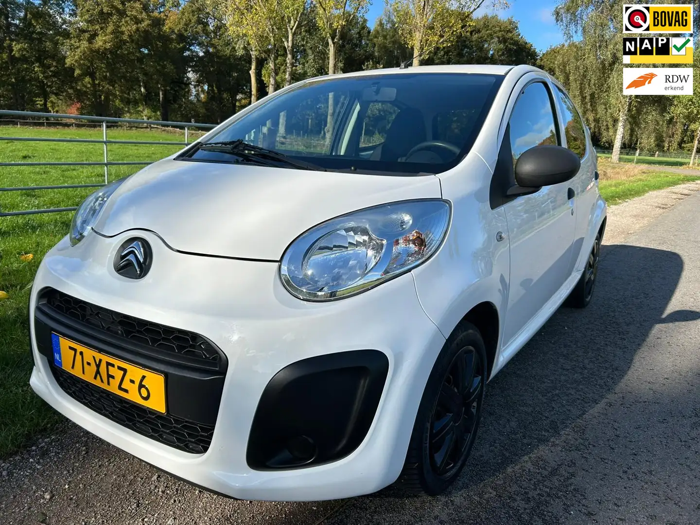 Citroen C1 1.0 Attraction dealer ond. airco zeer mooi Wit - 1