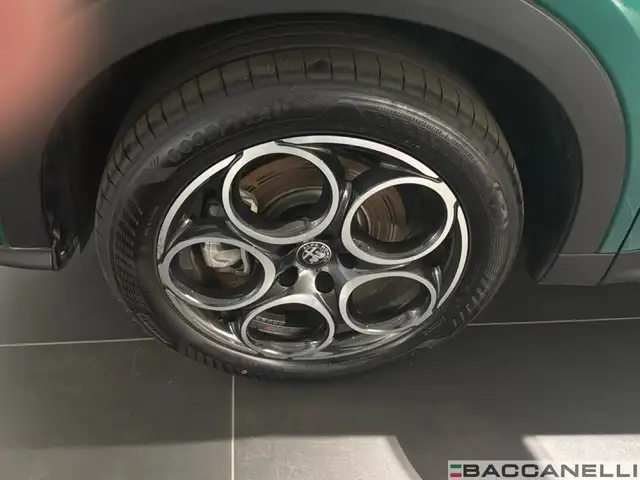 Alfa Romeo Tonale view 8