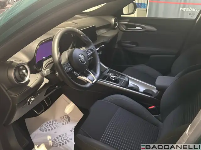 Alfa Romeo Tonale view 9