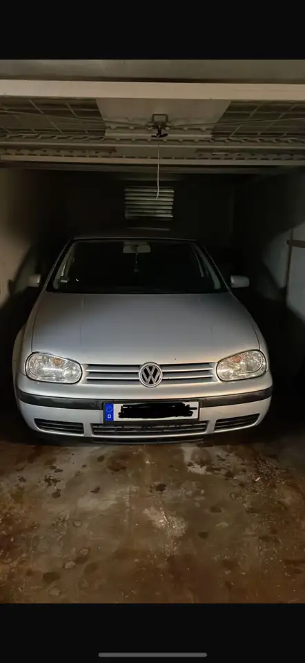 Volkswagen Golf 2.0, foto 1