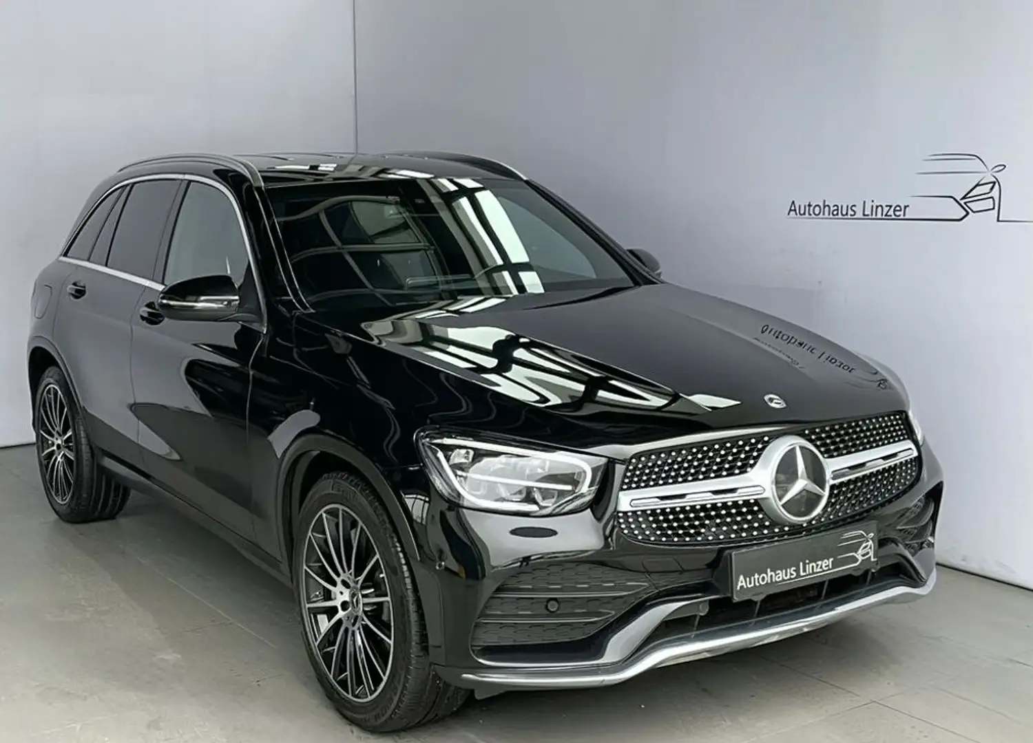 Mercedes-Benz GLC 220 d 4Matic AMG *LED*ACC*AHK*LEDER*DAB*20-Zoll Schwarz - 1