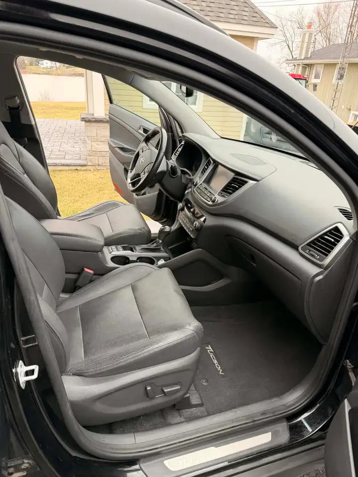 Hyundai TUCSON снимка Hyundai TUCSON