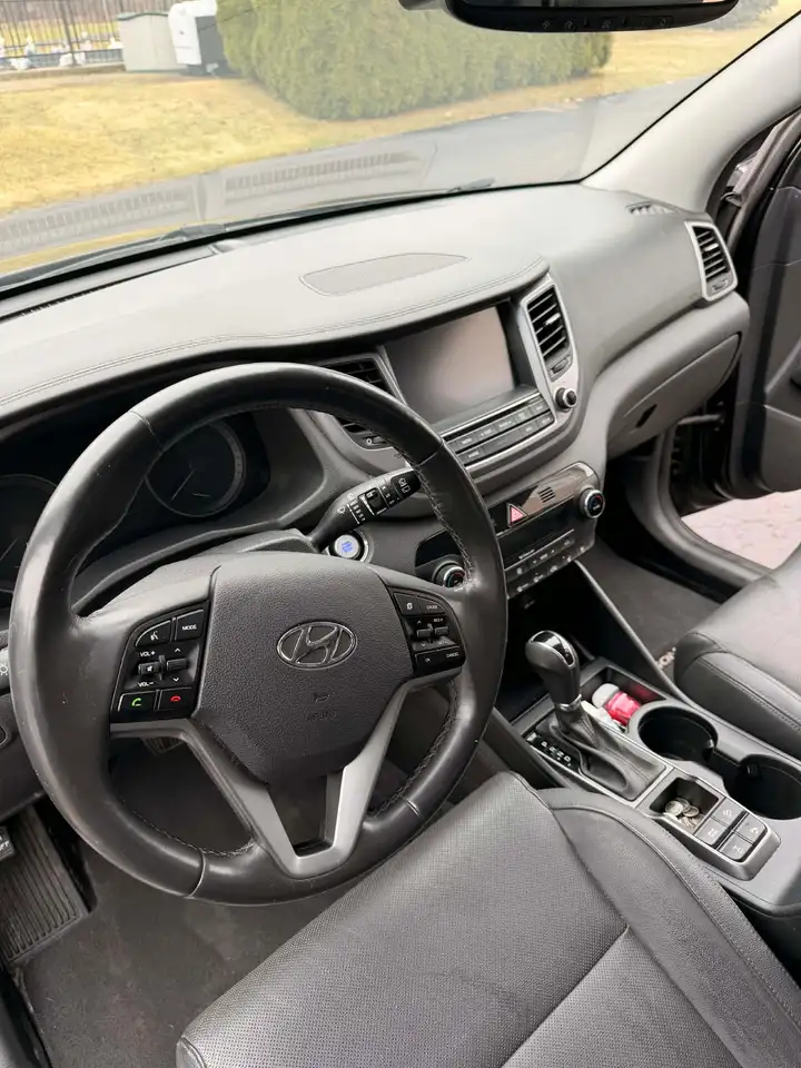 Hyundai TUCSON снимка Hyundai TUCSON
