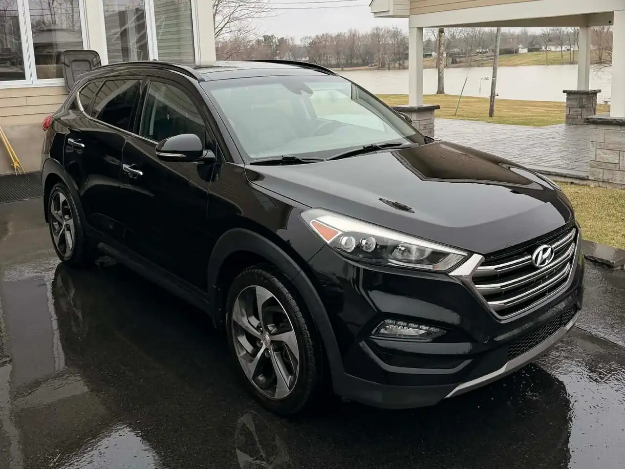 Hyundai TUCSON снимка Hyundai TUCSON