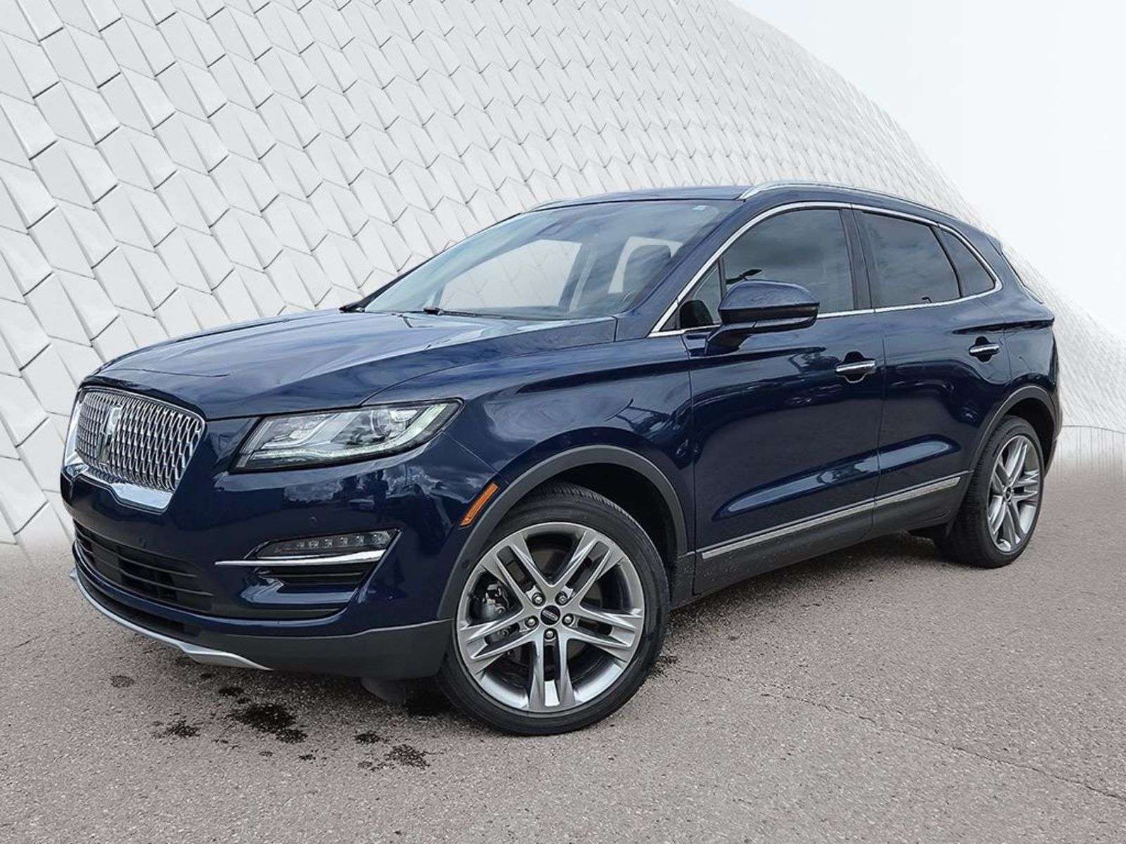 2019 Lincoln MKC RESERVE, TECH PACK, LOW KM, ACTIVE PARK, LANE KEEP