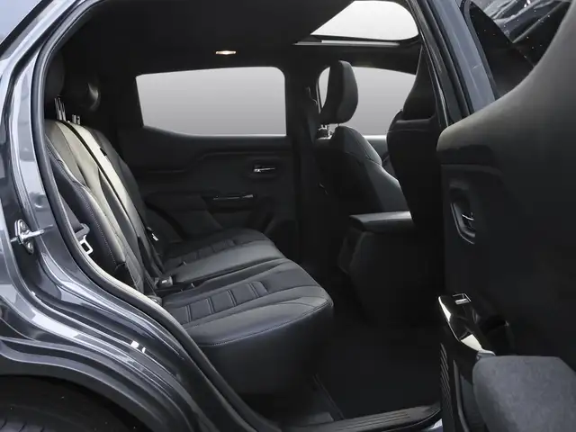 Toyota Urban Cruiser view 7