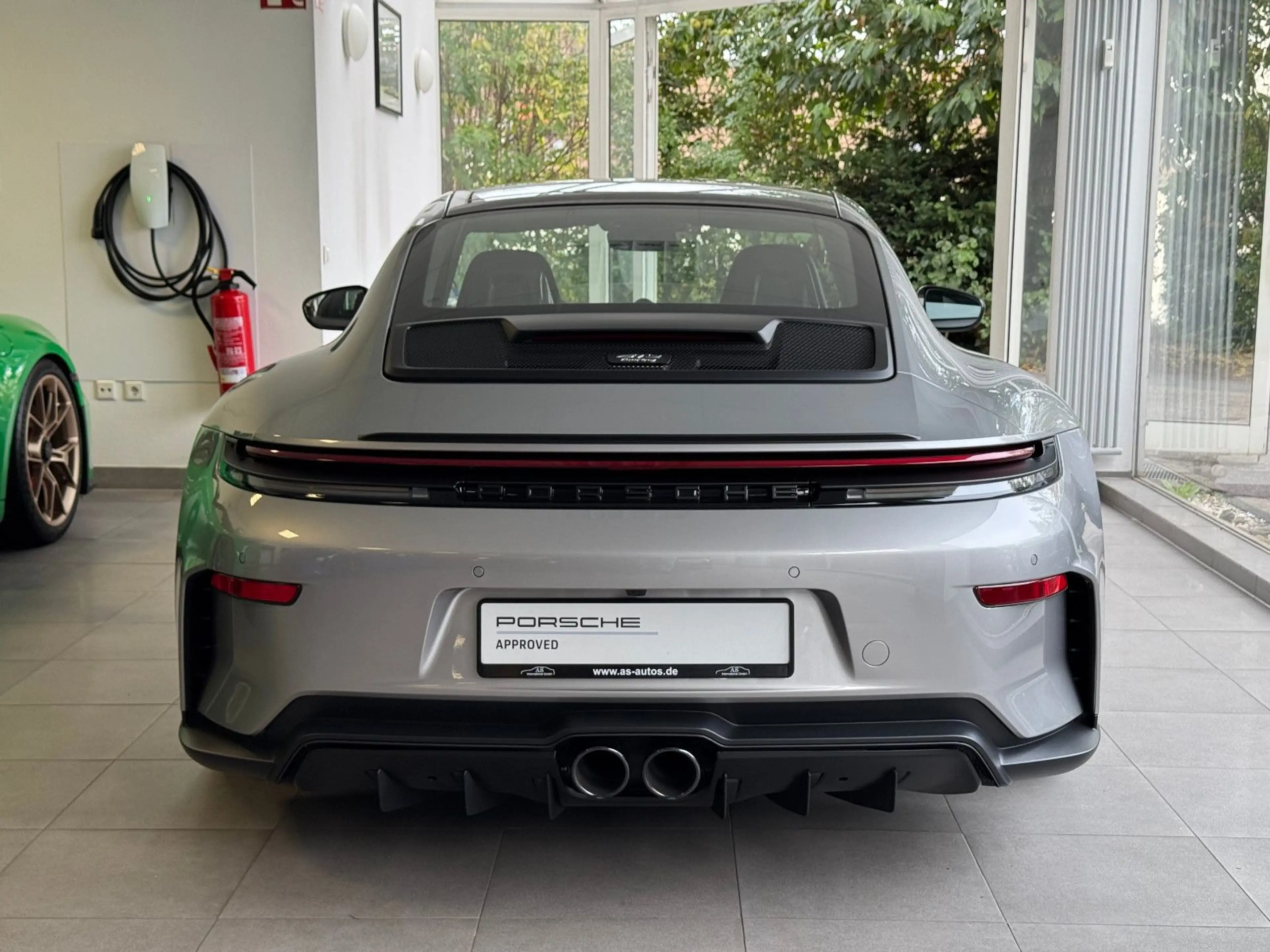 Porsche 992 GT3 Touring Schalen Carbon-Dach Lift Matrix — photo 6