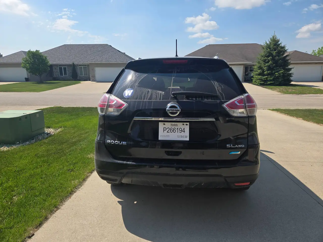 Nissan Rogue снимка Nissan Rogue