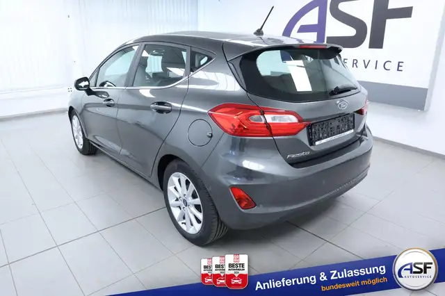 Ford Fiesta view 9