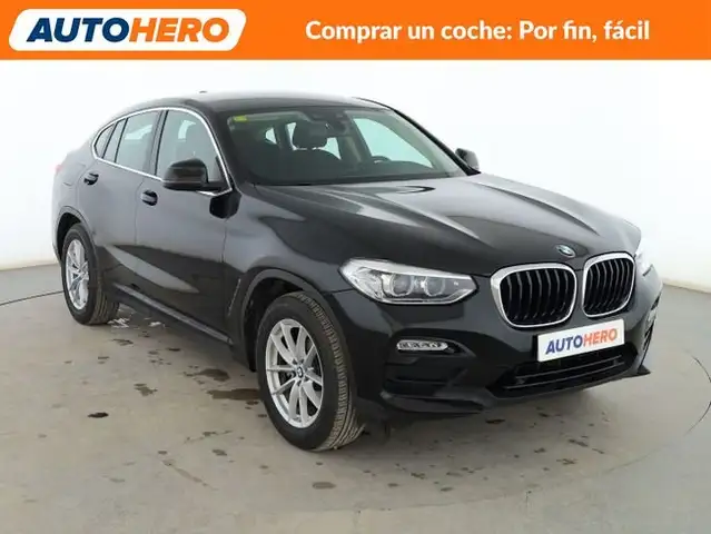 BMW X4 view 8