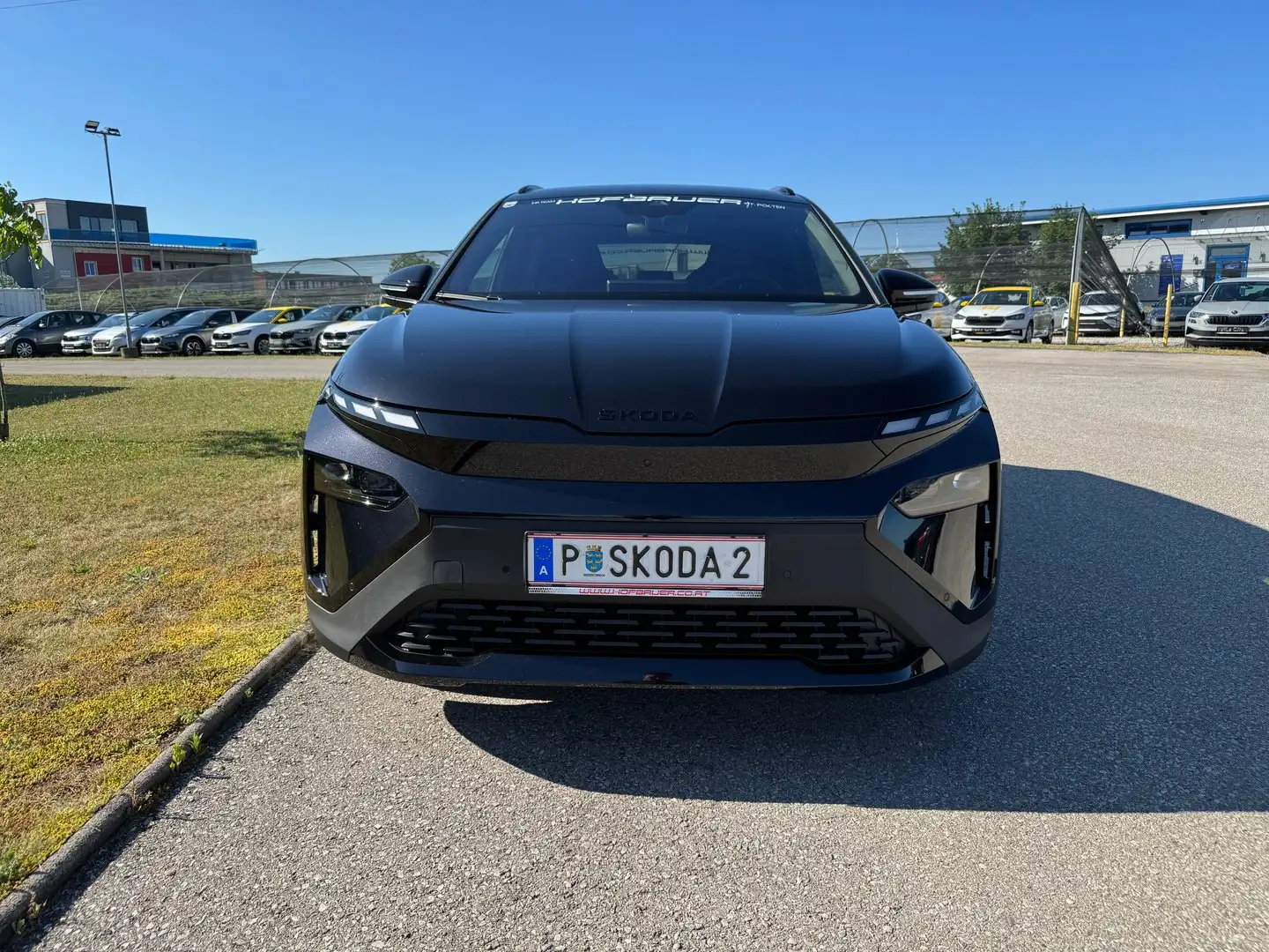 Skoda Elroq Sportline 85 Schwarz - 2