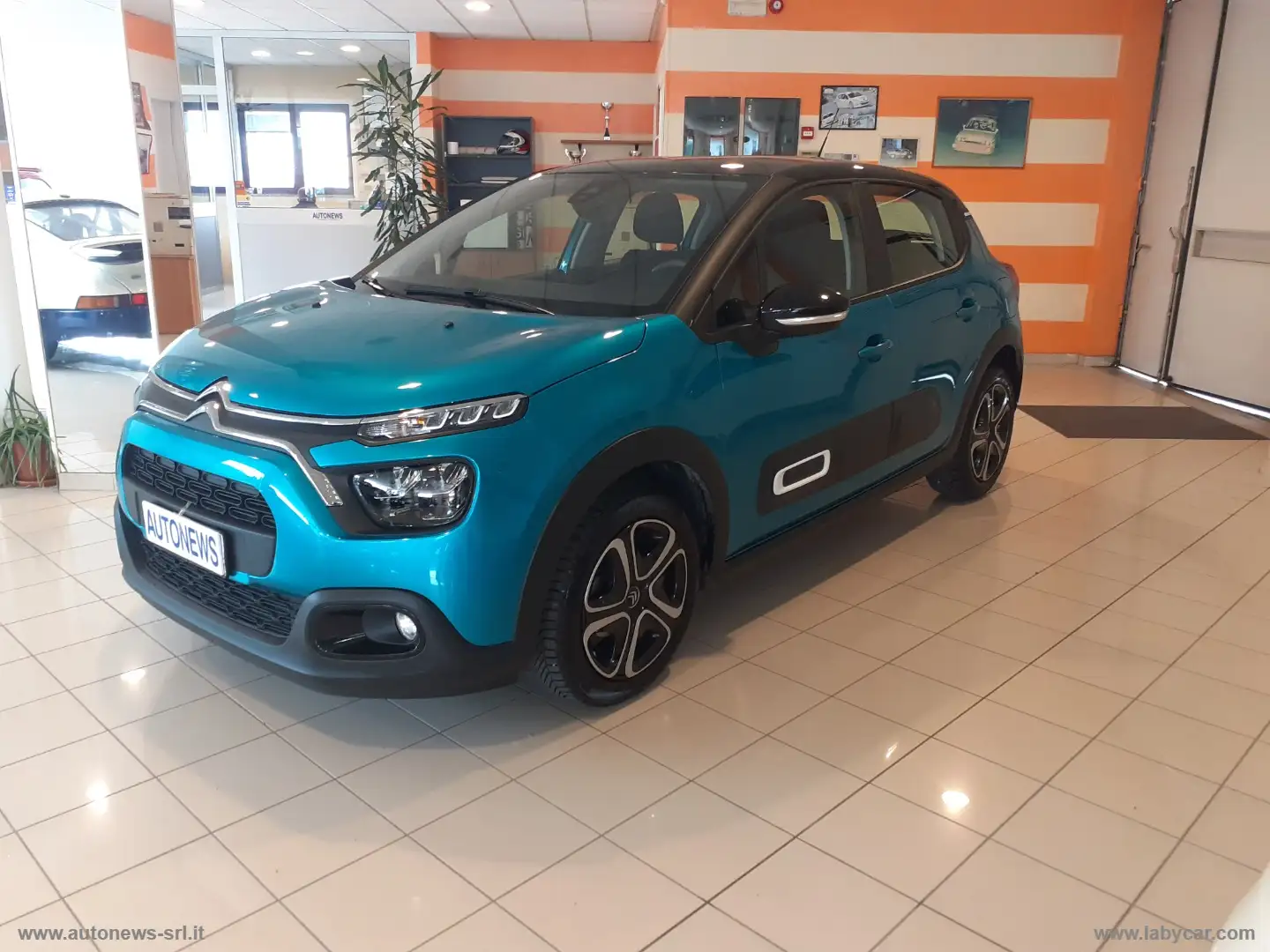 Citroen C3 PureTech 83 S&S Shine VERSIONE SHINE, VARI COLORI Groen - 2