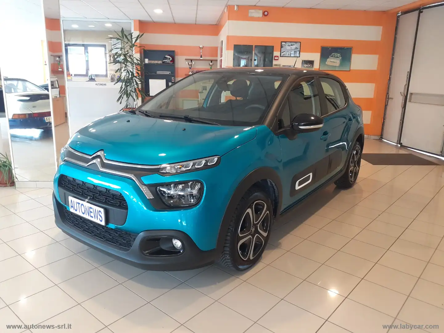 Citroen C3 PureTech 83 S&S Shine VERSIONE SHINE, VARI COLORI Verde - 1