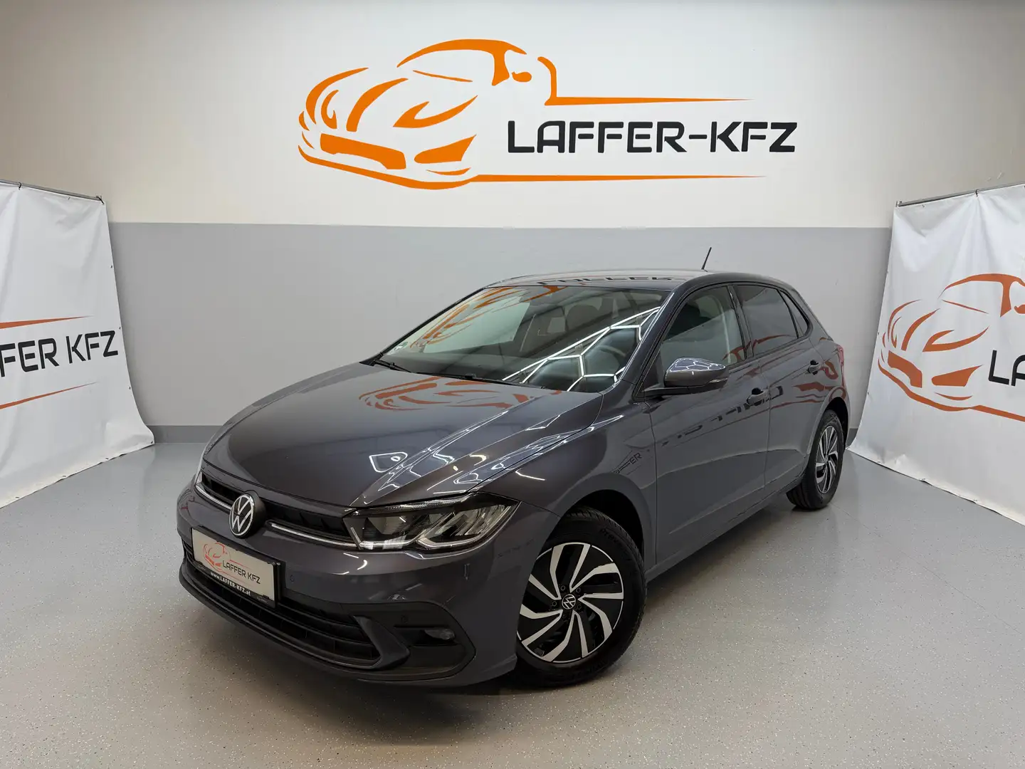 Volkswagen Polo 1,0 TSI Life KLIMAAUTO SITZHZG ACC PDC Grau - 1