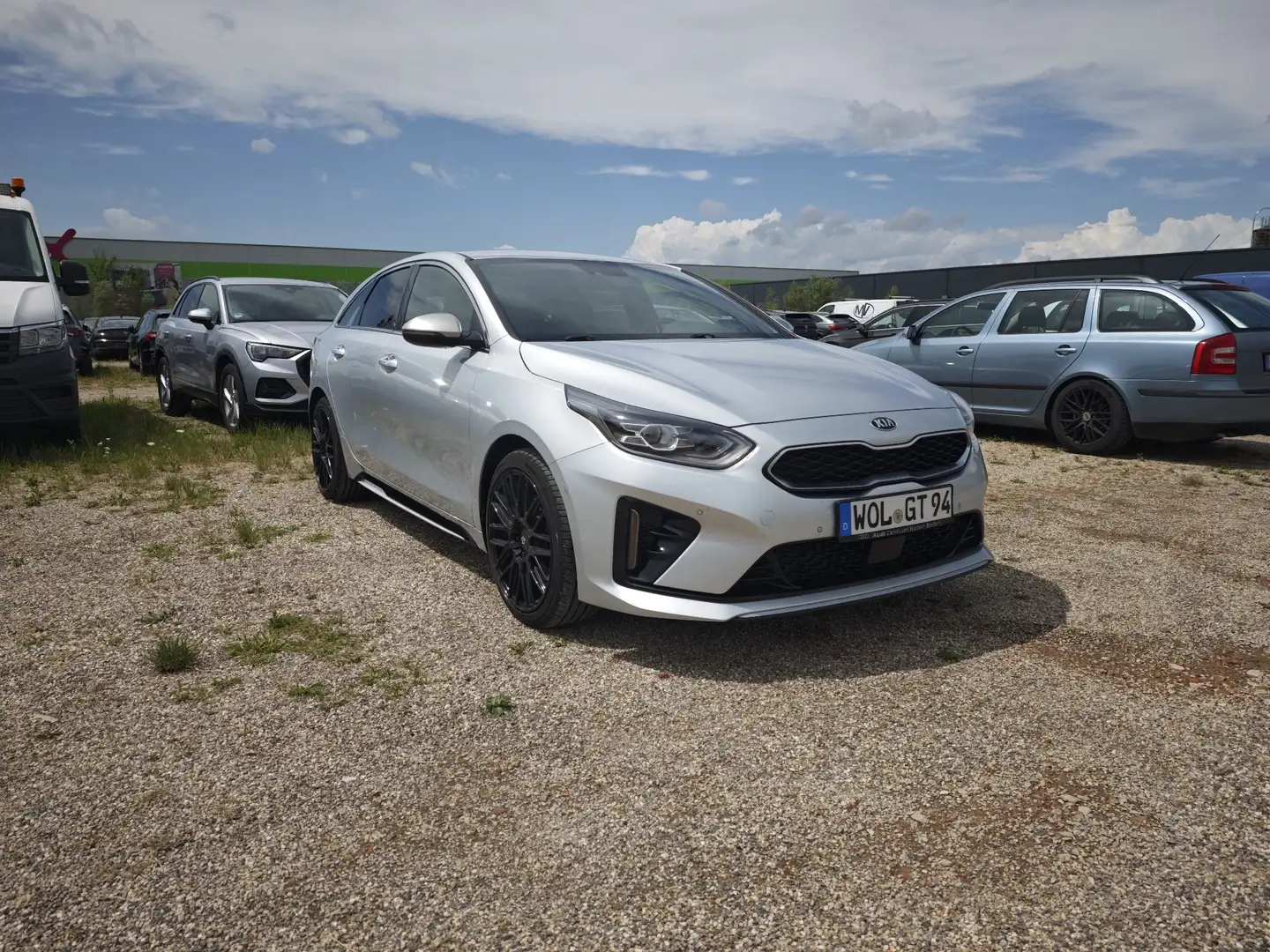 Kia ProCeed / pro_cee'd 1.6 CRDi Eco-Dynamics+ (48V Mild-Hybrid) GT LINE Silber - 1