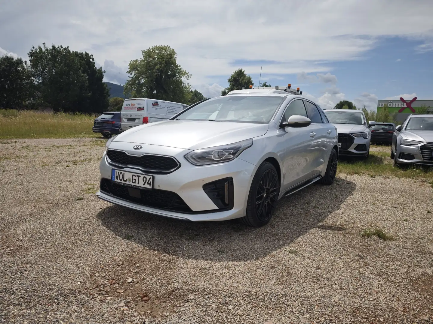 Kia ProCeed / pro_cee'd 1.6 CRDi Eco-Dynamics+ (48V Mild-Hybrid) GT LINE Silber - 2