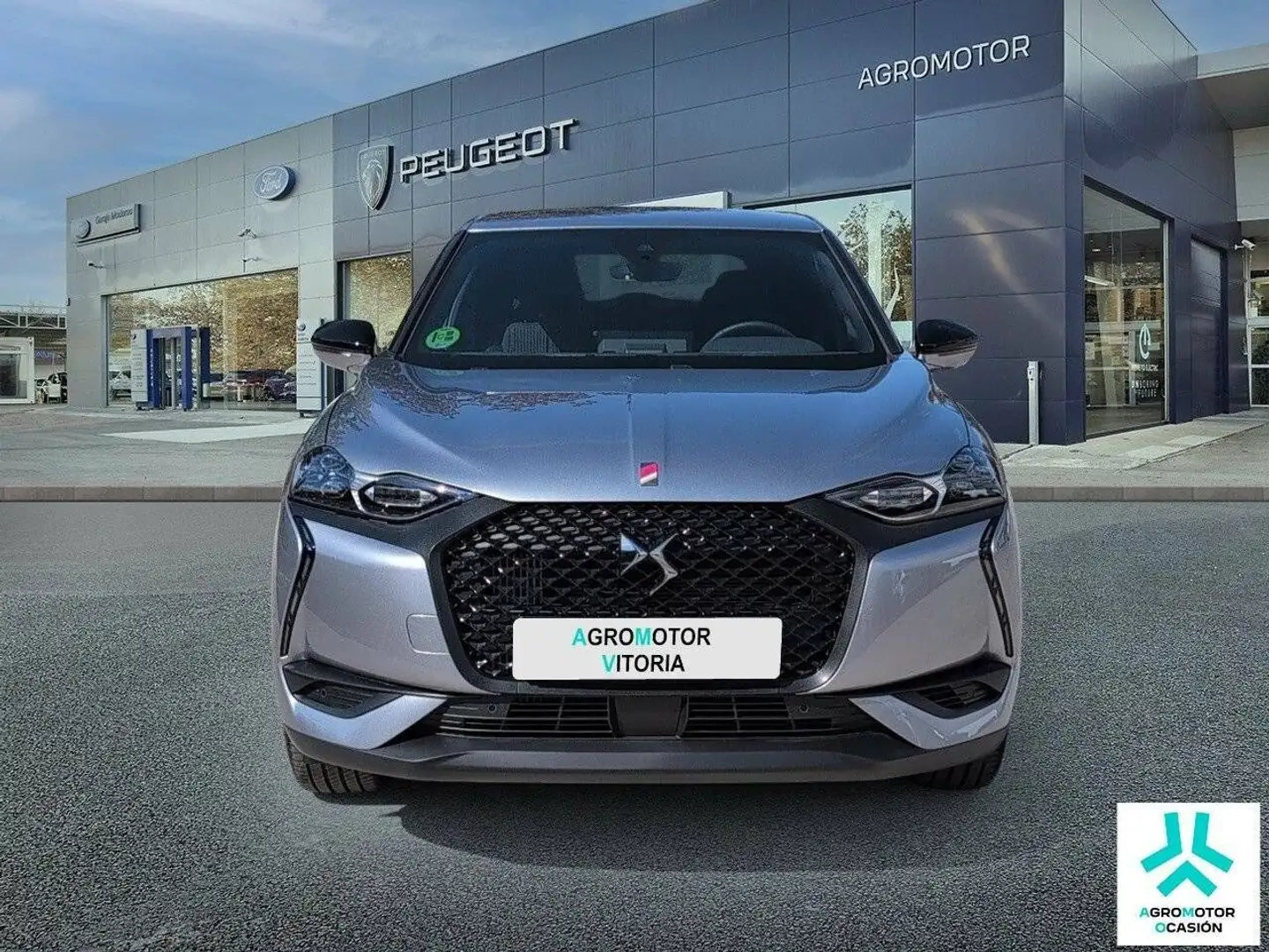 DS Automobiles DS 3 BlueHDi 96 kW  Auto. Performance Line Grijs - 2