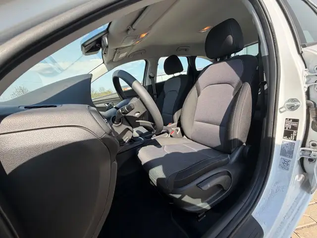 Hyundai I30 view 8