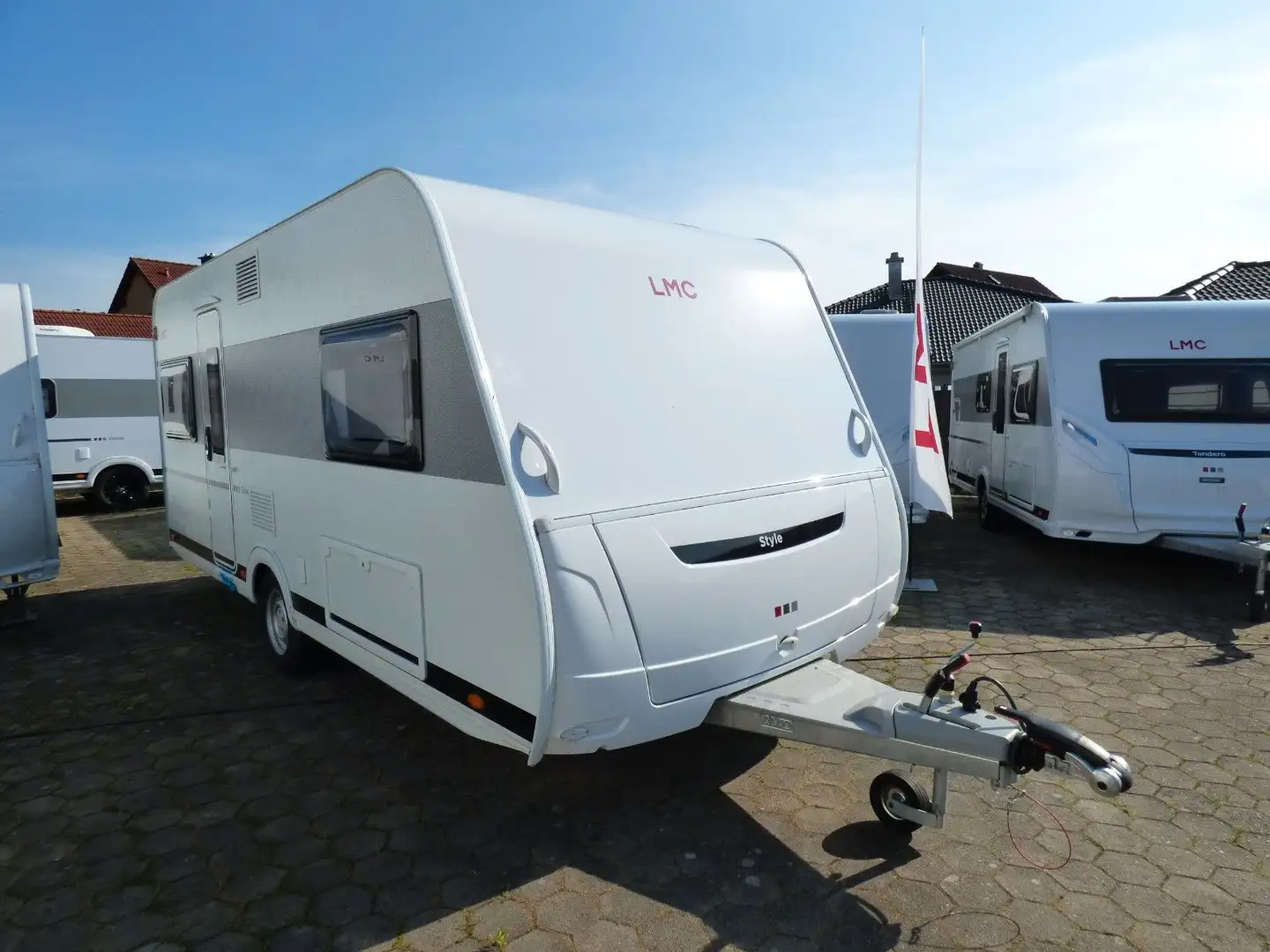 LMC STYLE 440 D + Style Paket+Duschpaket ... Blanc - 1