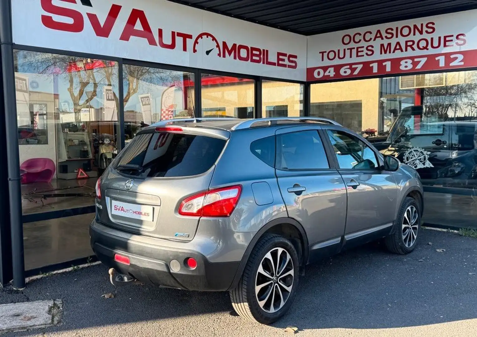 Nissan Qashqai I 1.5 dCi 110ch FAP Connect Edition Grau - 2