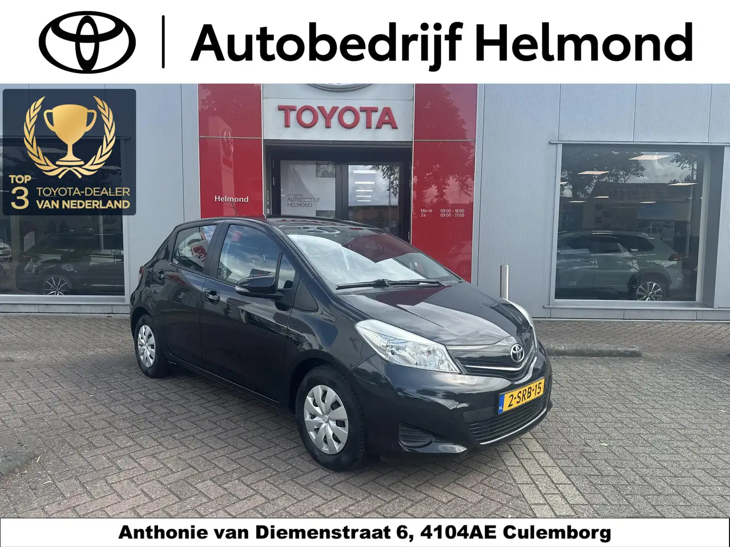 Toyota Yaris 1.0 VVT-i Now Zwart - 1