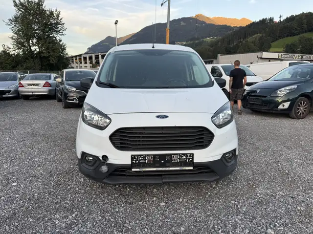 Ford Courier