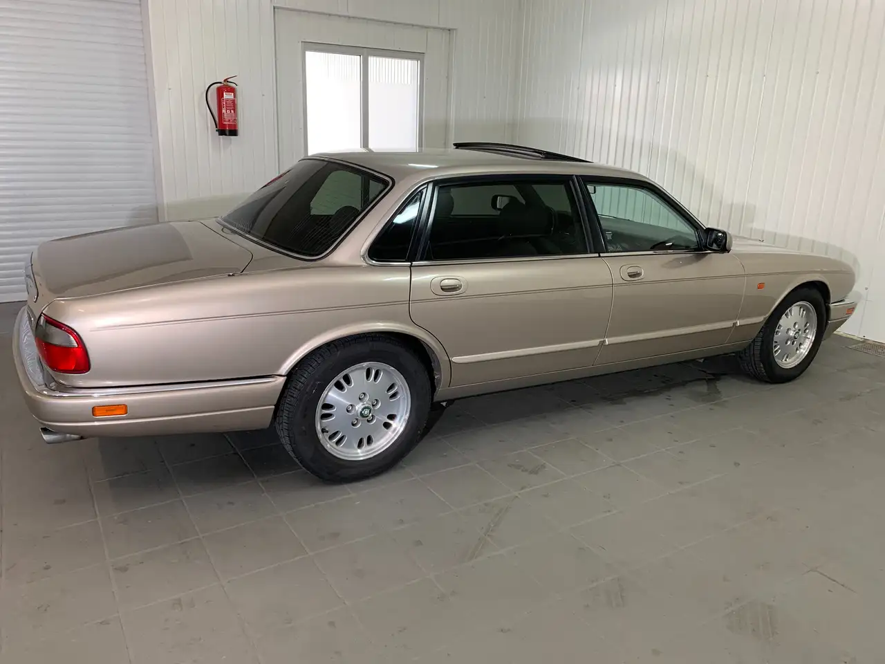 Jaguar XJ 3.3 Long Wheel Base, foto 7