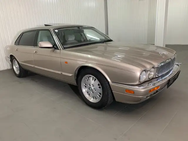 Jaguar XJ 3.3 Long Wheel Base