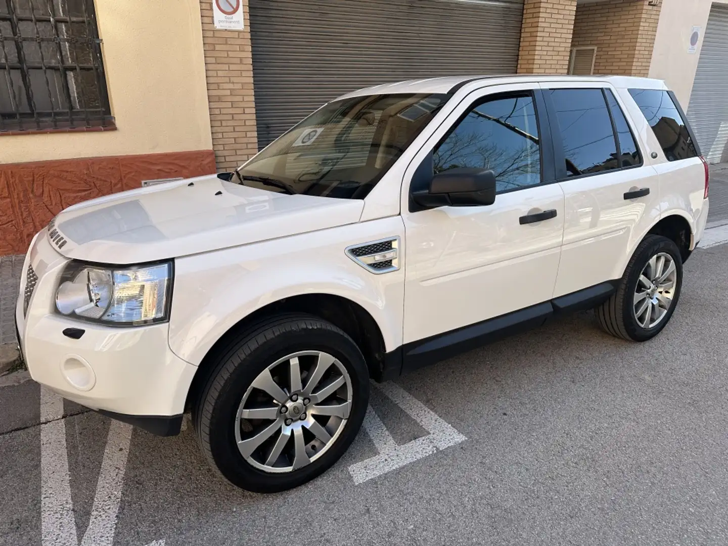 Land Rover Freelander 2.2Td4 XS CommandShift Blanco - 1
