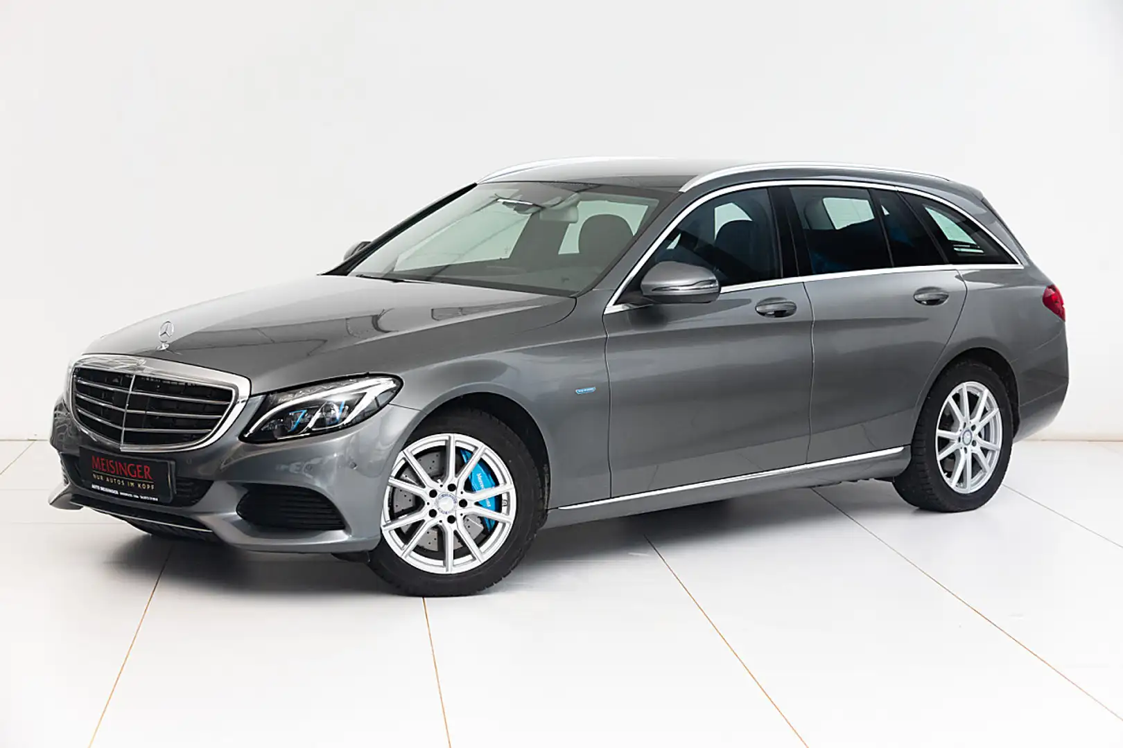 Mercedes-Benz C 350 e PHEV T Exklusive Aut. Grau - 1