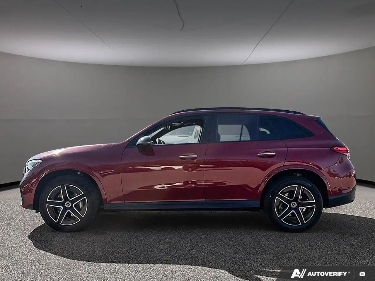 Mercedes-Benz GLC снимка Mercedes-Benz GLC