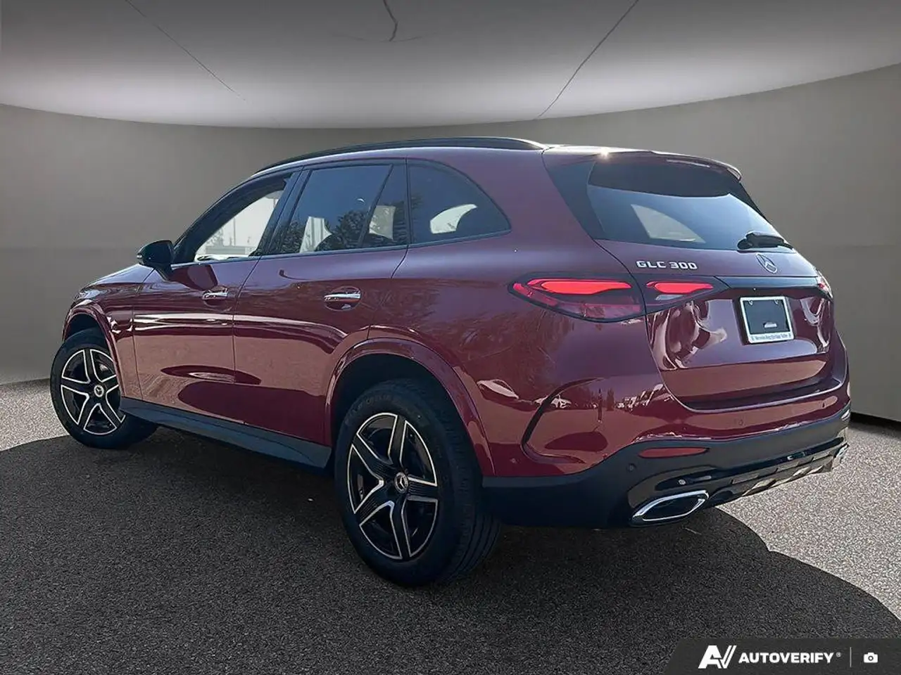 Mercedes-Benz GLC снимка Mercedes-Benz GLC