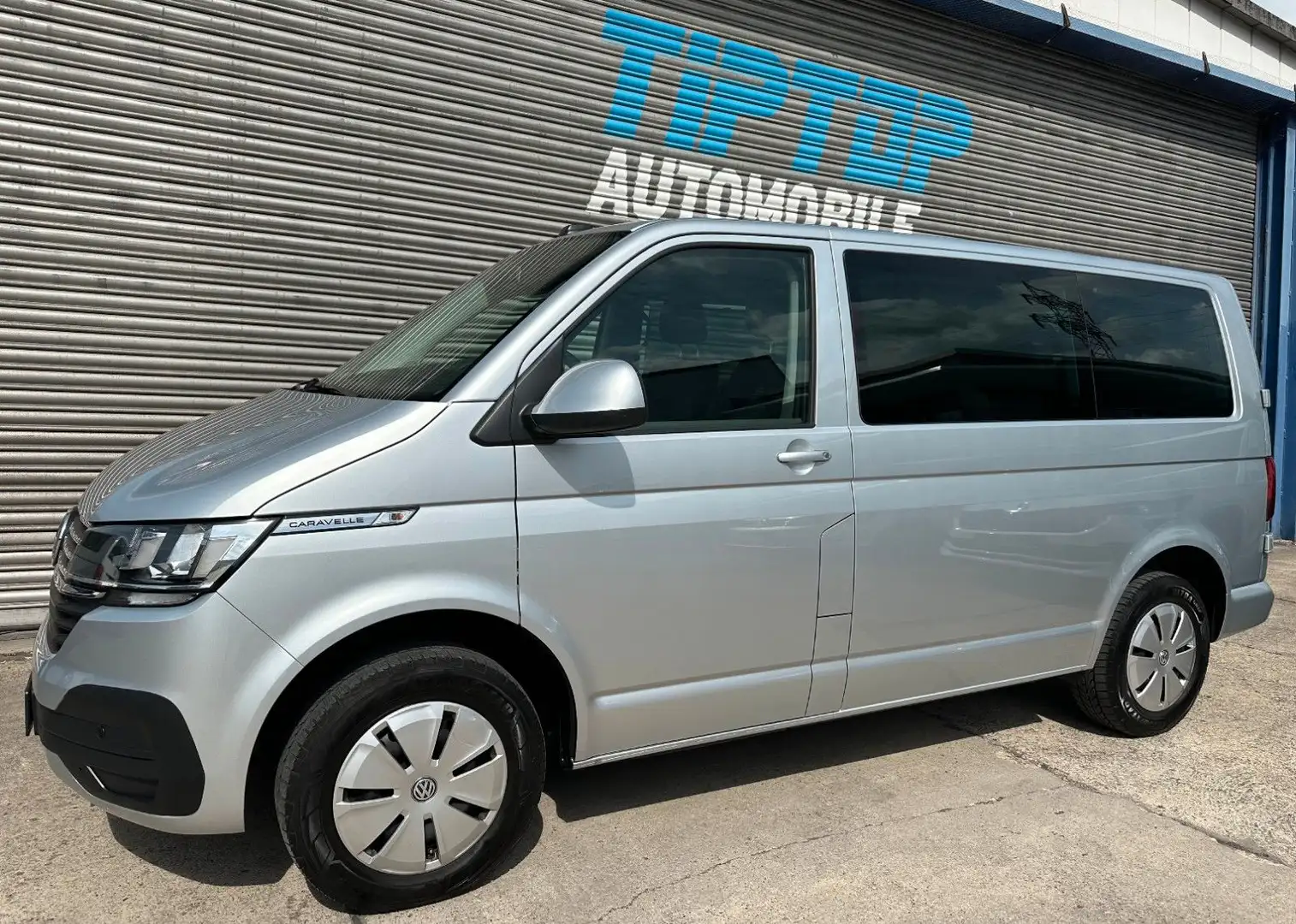 Volkswagen T6 Caravelle T6.1 Caravelle*8-SITZE*NAVI*PDC* Silber - 1