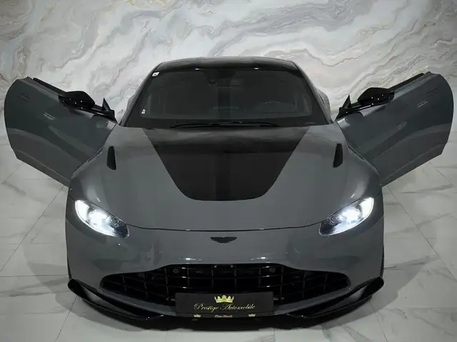 Aston Martin Vantage 4,0 V8 510PS * WERKSGARANTIE - SONDERFARBE *