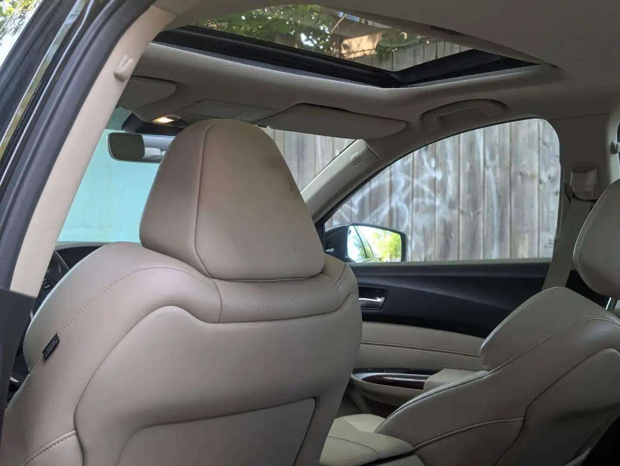 Acura TLX снимка Acura TLX