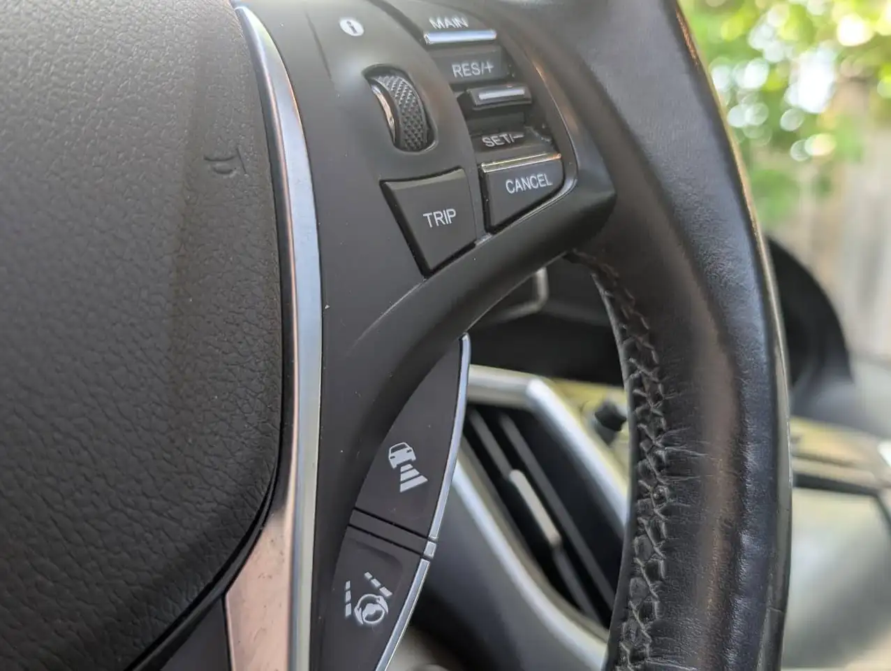 Acura TLX снимка Acura TLX