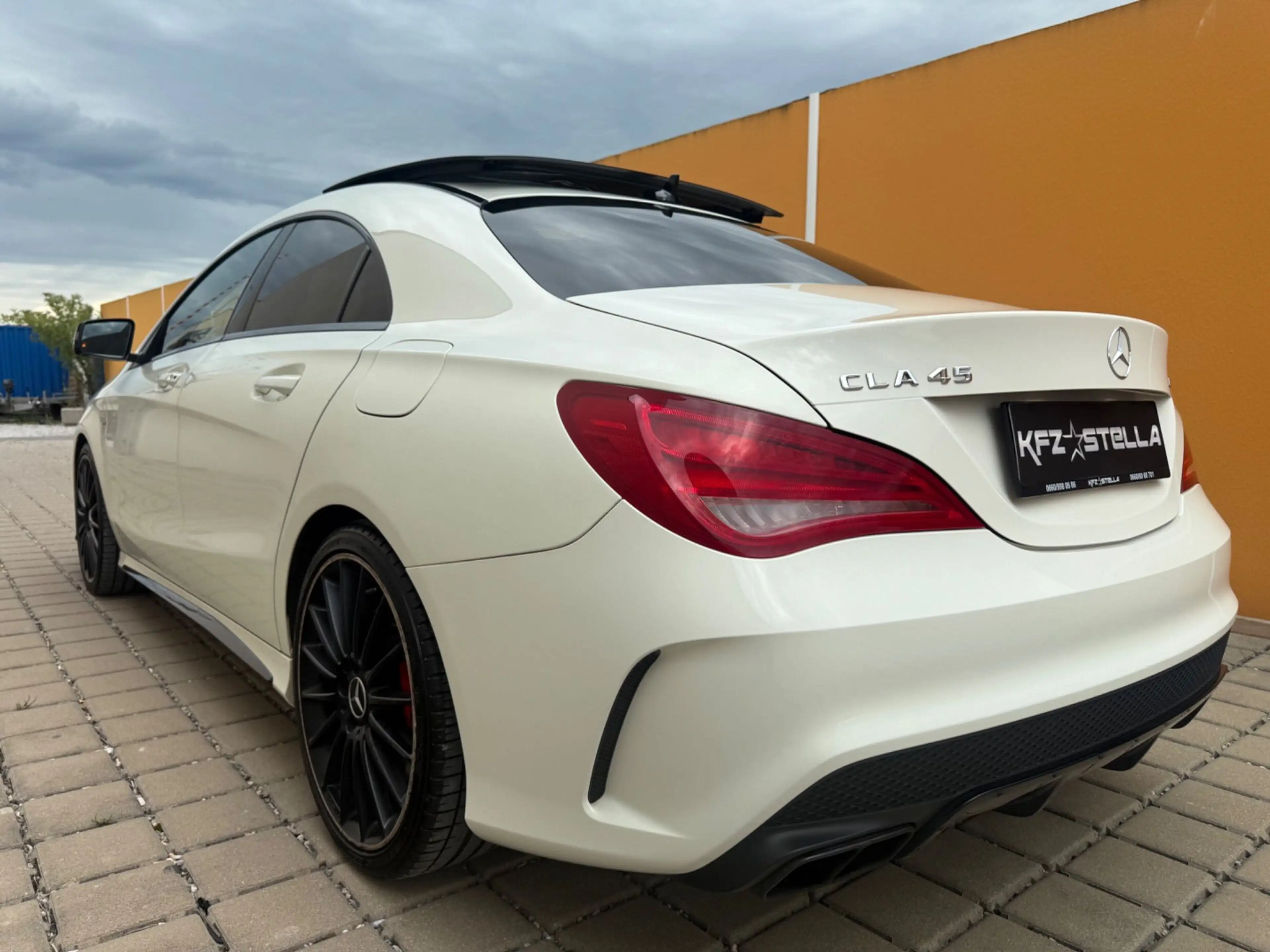 Mercedes-Benz CLA 45 AMG 4 Matic / Pano / Performance Sitze / Totwinkel — photo 6
