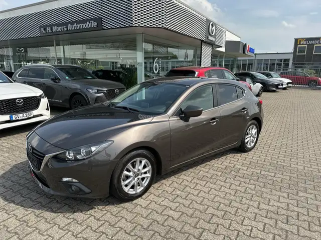 Mazda 3 5-Türer Center-Line SKYACTIV-G 120 *Touring-Paket*