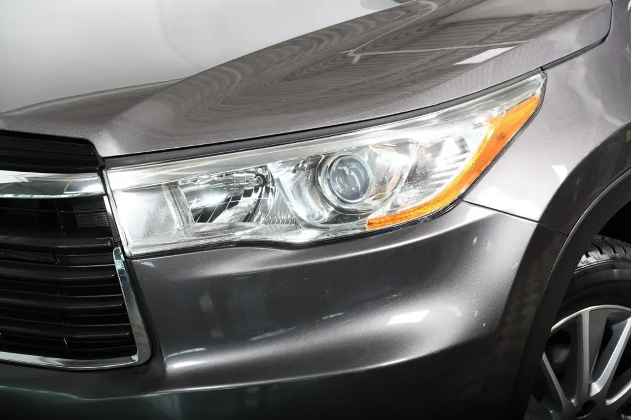 Toyota Highlander снимка Toyota Highlander