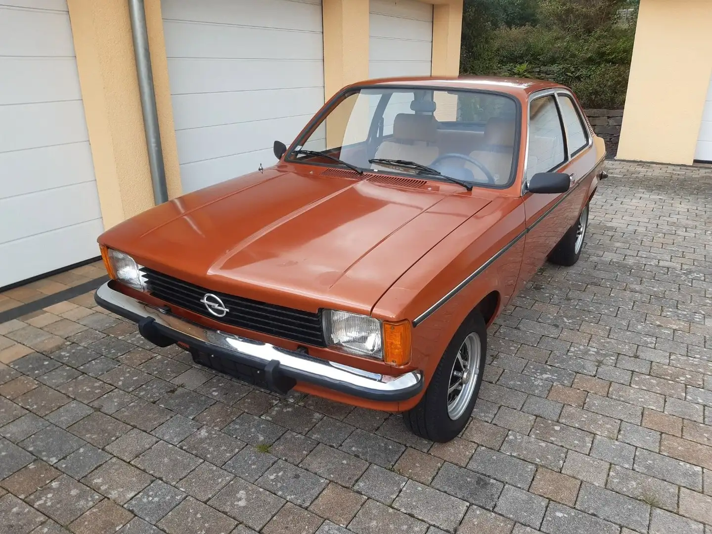 Opel Kadett Hnědá - 1
