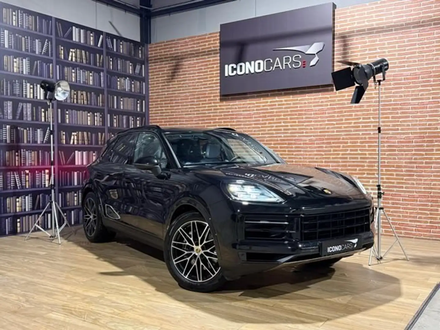 Porsche Cayenne S Hybrid Schwarz - 1