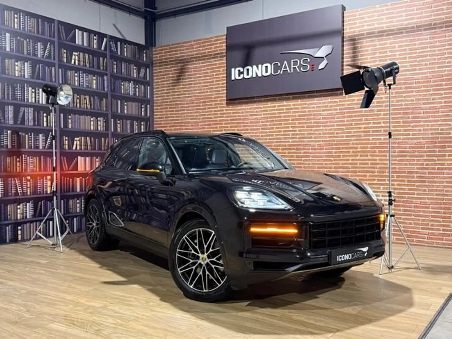 Porsche Cayenne S Hybrid Schwarz - 2